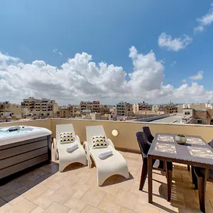https://few-minutes-off-sliema-promenade-3-bedroom-apartment.hotelssaintjulians.com